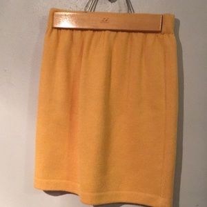 ST JOHN DESIGNER SKIRT YELLOW KNIT